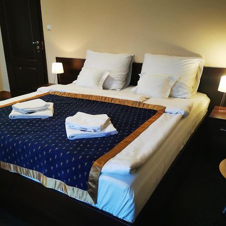 Fort Hotel Warsaw Luaran gambar
